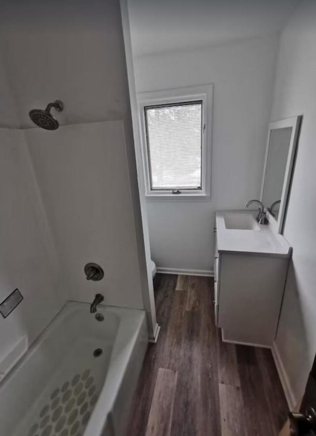 Prime Location! 4 Bedroom House Located Right Next To The Casino And The Falls Holiday home *