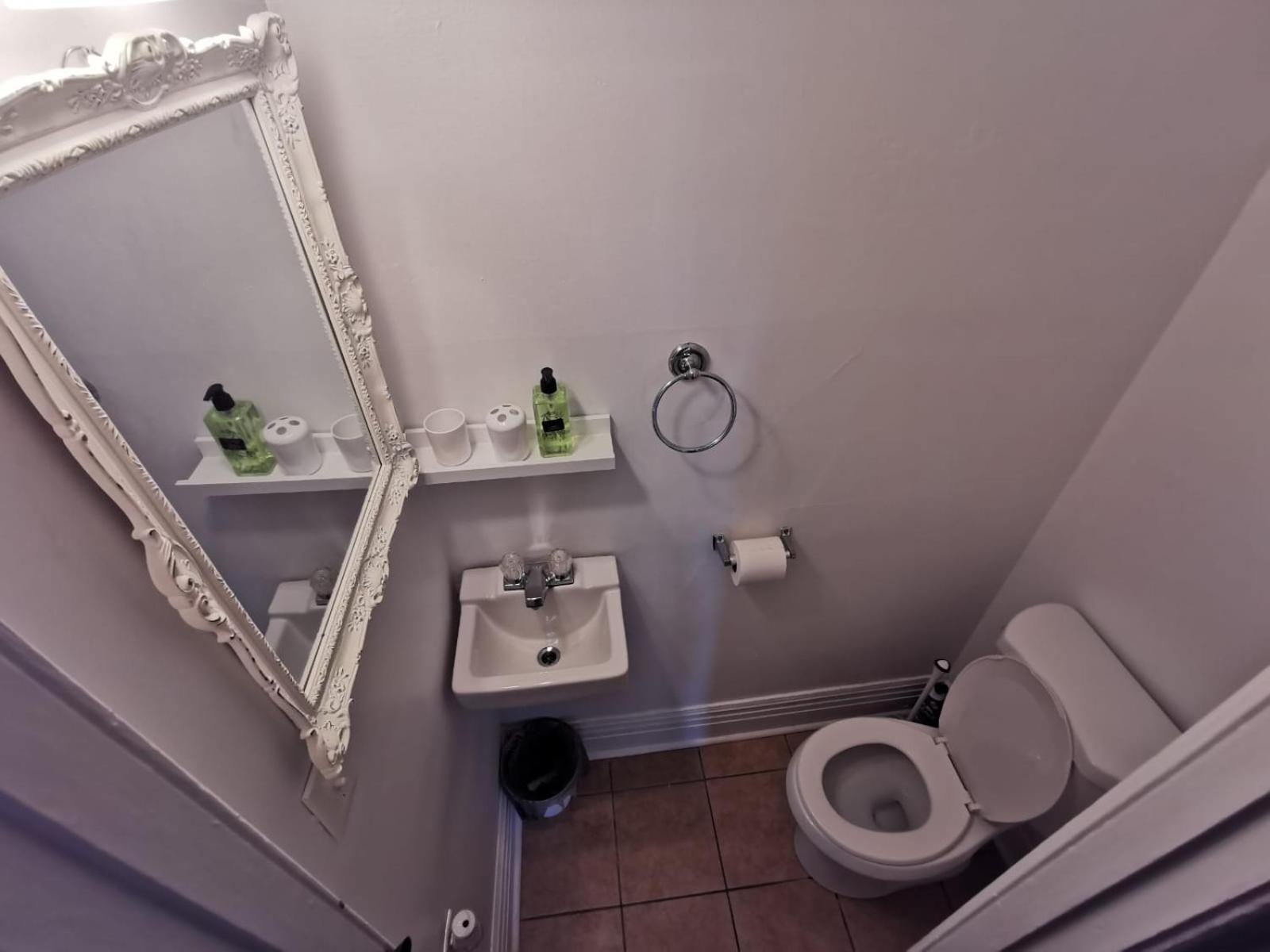 Holiday home Prime Location! 4 Bedroom House Located Right Next To The Casino And The Falls